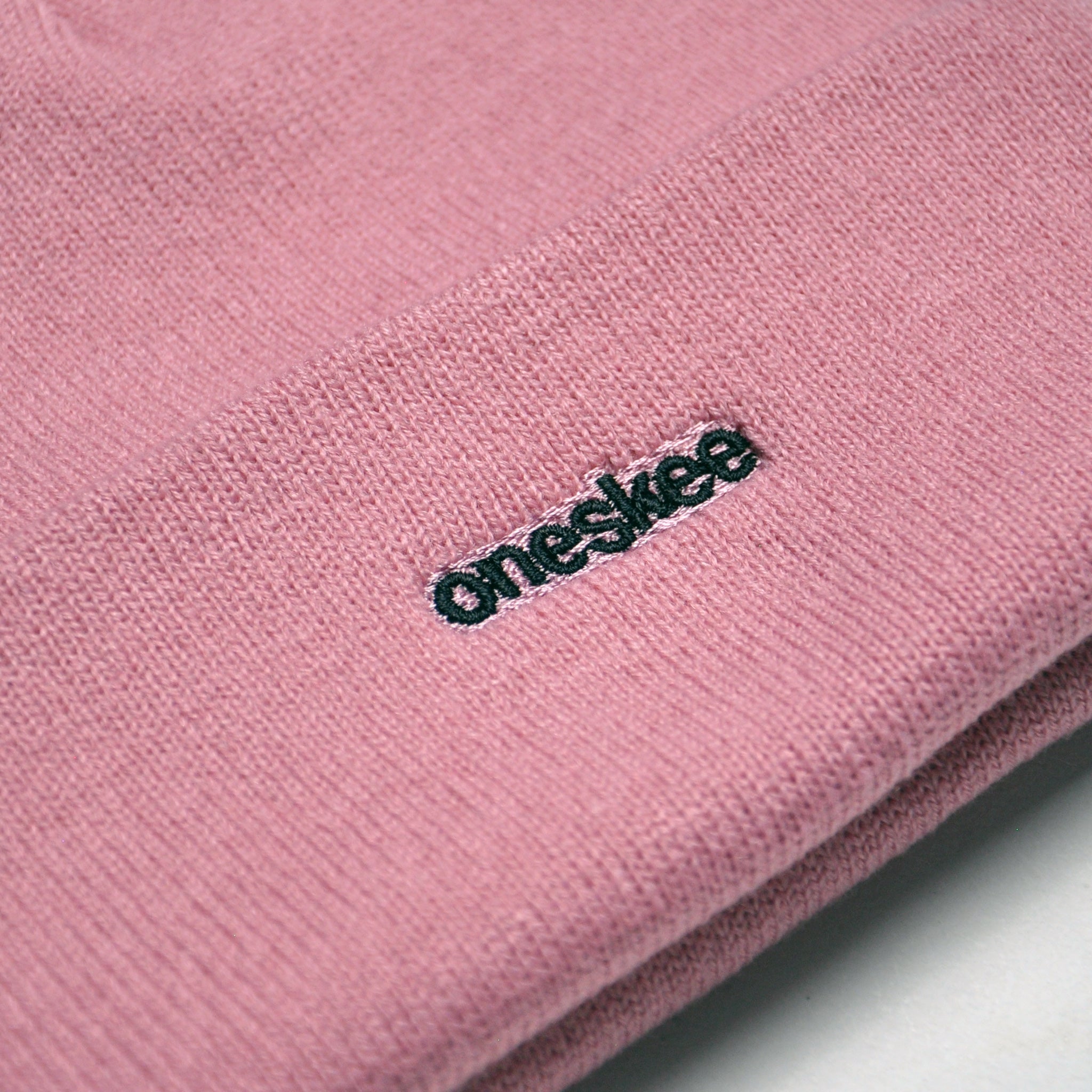 Essential Logo Beanie, Pink