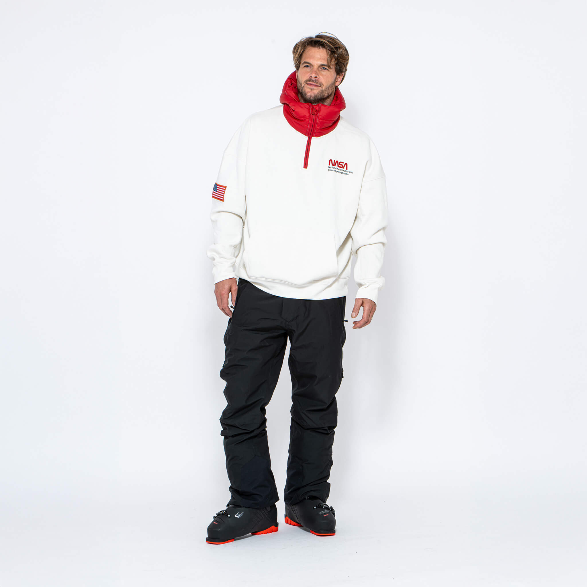 WR Puffer Hoodie, White NASA - Oneskee US